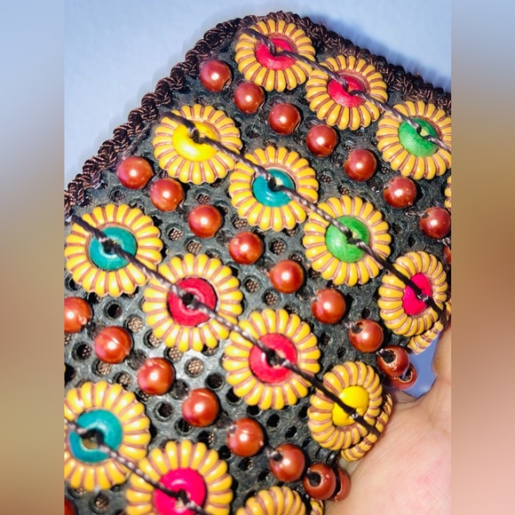 Vintage Granny Wristlet - Picture 2 of 6